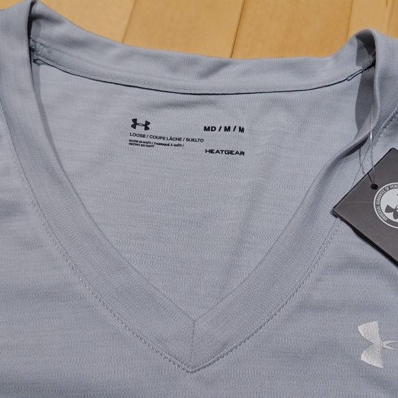 Under Armour tshirt - Picture 4 of 6